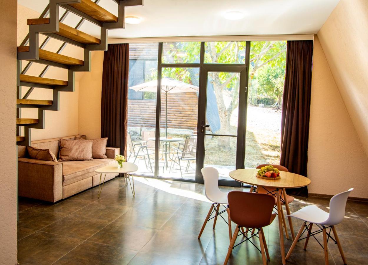 Landhaus Borjomi Εξωτερικό φωτογραφία